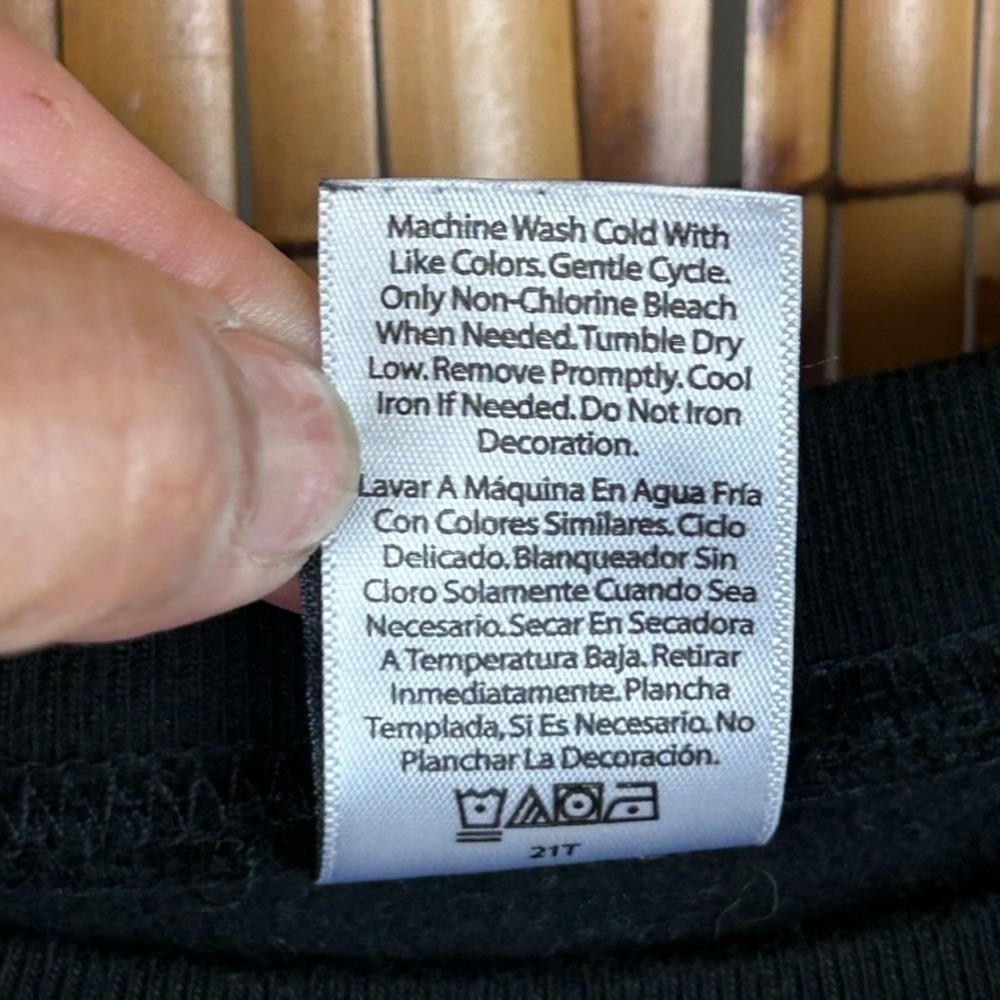 Disney's Tim Burton's The Night Before Christmas LS Sweatshirt XL (15-17) Black‎ - Picture 8 of 12